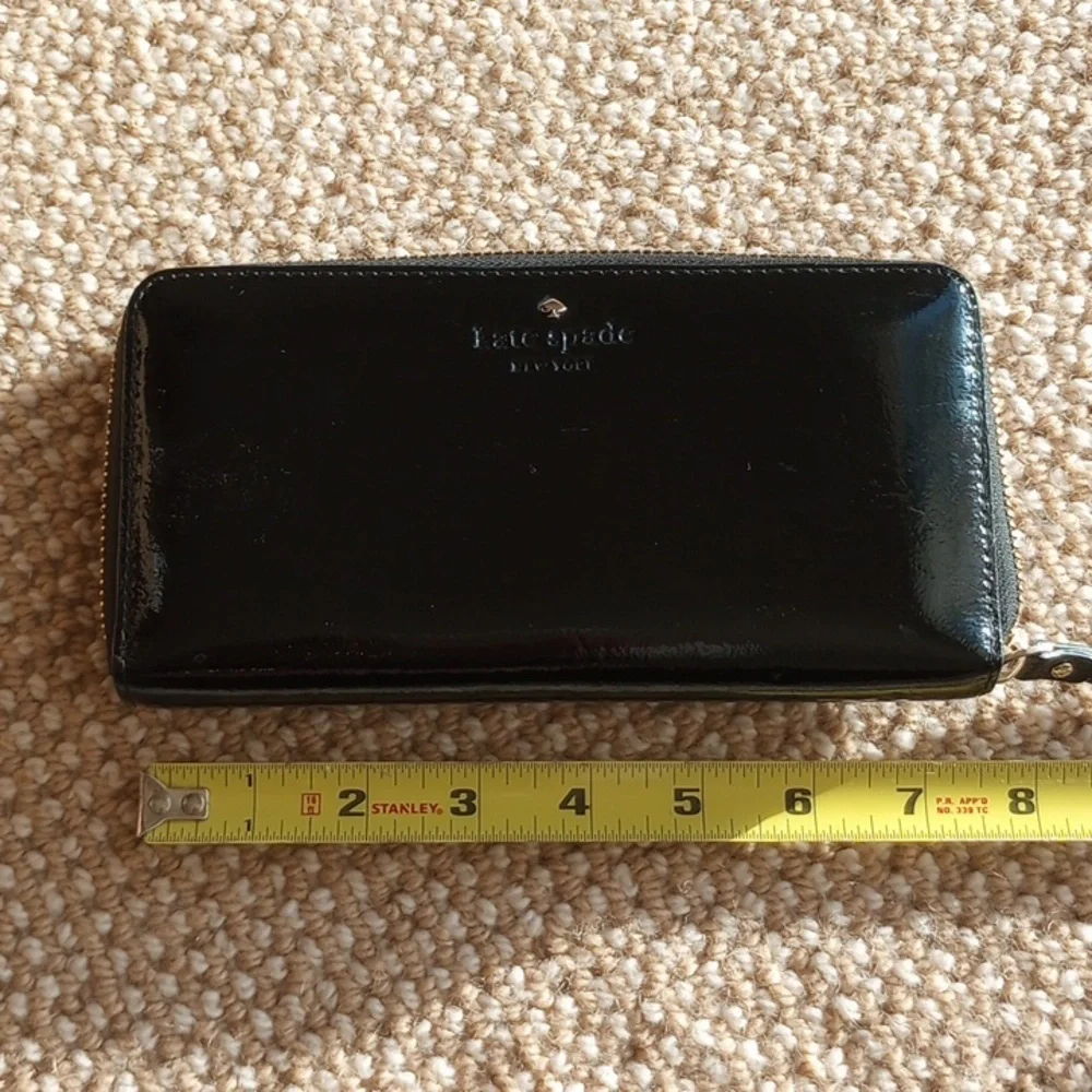 Kate Spade NY clutch wallet - Picture 3 of 9